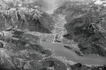 MONOCHROME GEO ART - Northern end of Lake Como - Italy MONOCHROME GEO ART - Northern end of Lake Como - Italy.jpg