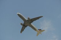 20150517_155704_LUFTHANSA_A320_D-AIZW_in_flight